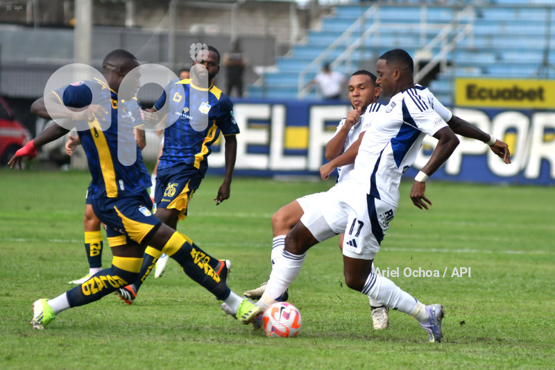 FBL-LIGAPRO-DELFIN-EMELEC