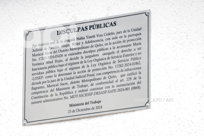 NUEVA PLACA DISCULPAS PUBLICAS ABAD