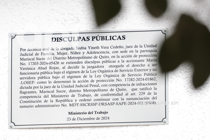 NUEVA PLACA DISCULPAS PUBLICAS ABAD