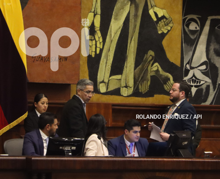 PLENO ASAMBLEA BASES MILITARES