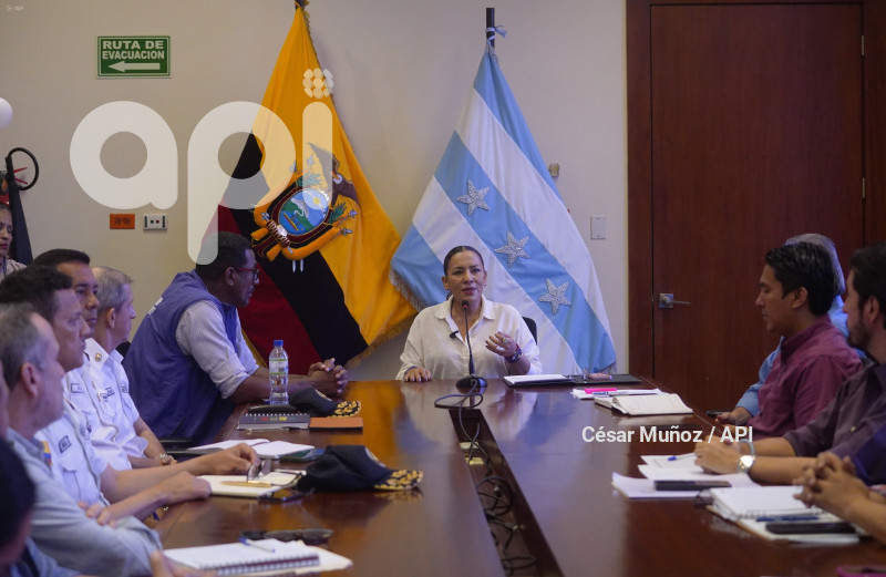 GYE-GOBERNADORA-COE NACIONAL