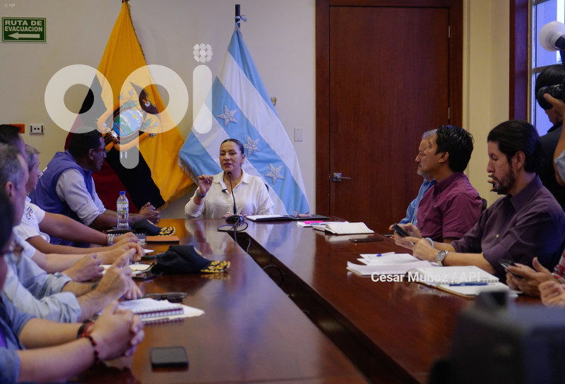 GYE-GOBERNADORA-COE NACIONAL