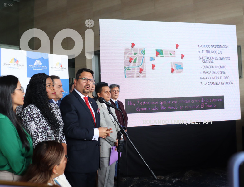 RUEDA PRENSA REVOLUCION CIUDADANA