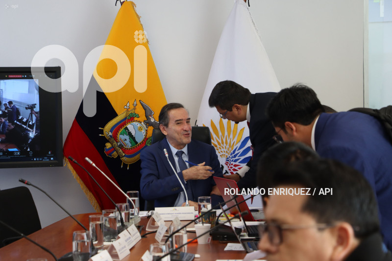 PETRONOBOA COMISION JUSTICIA