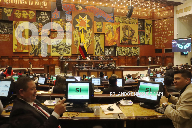 PLENO ASAMBLEA BASES MILITARES