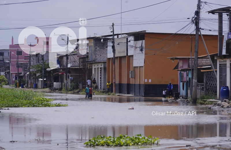 GYE-ESTRAGOS LLUVIAS DURAN