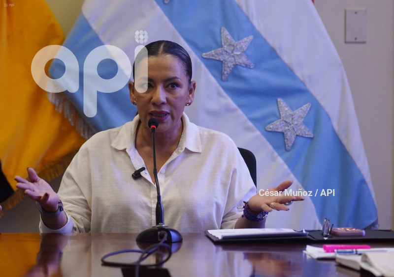 GYE-GOBERNADORA-COE NACIONAL