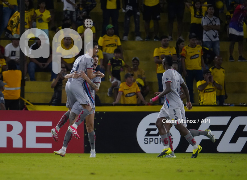 FBL-LIBERTADORES-BARCELONA-NACIONAL
