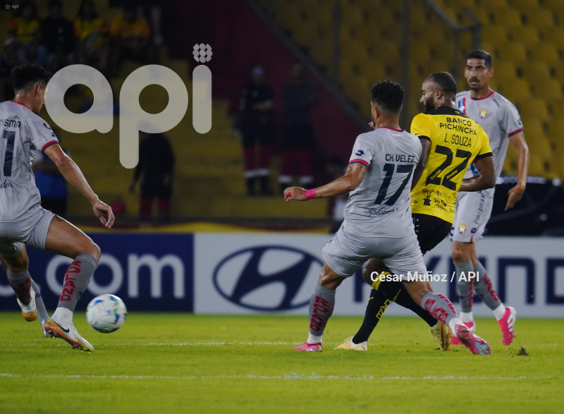 FBL-LIBERTADORES-BARCELONA-NACIONAL