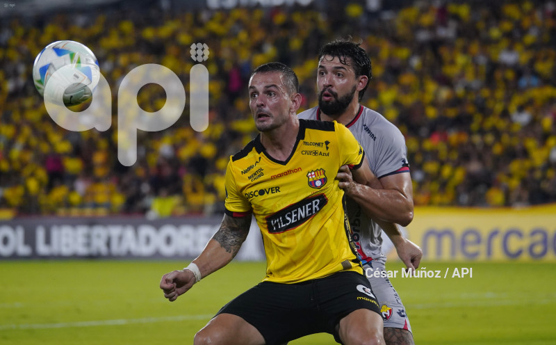 FBL-LIBERTADORES-BARCELONA-NACIONAL