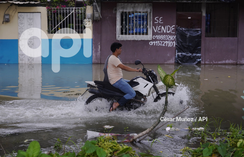 GYE-INUNDACIONES DURAN