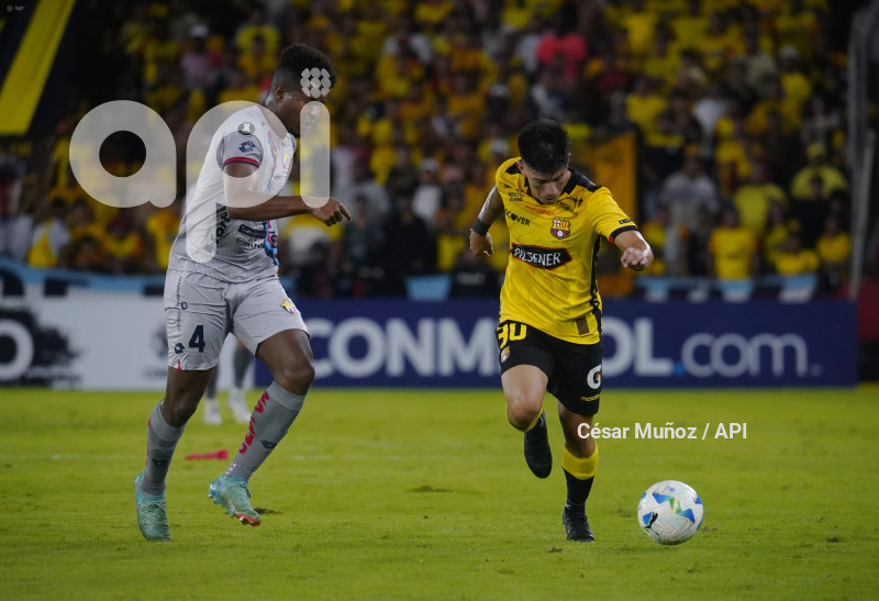 FBL-LIBERTADORES-BARCELONA-NACIONAL