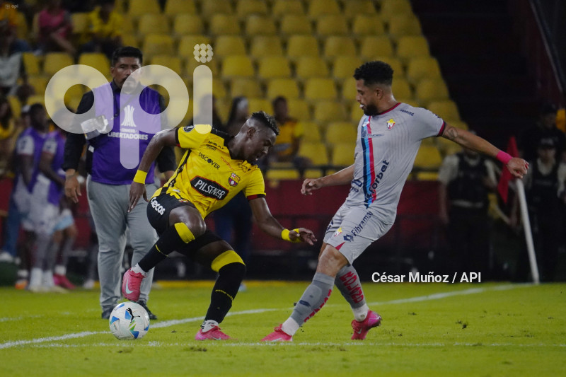 FBL-LIBERTADORES-BARCELONA-NACIONAL