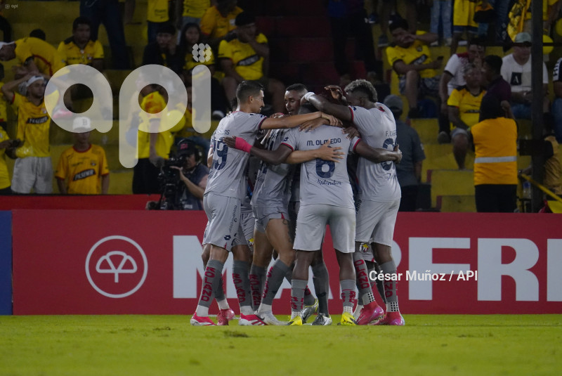 FBL-LIBERTADORES-BARCELONA-NACIONAL