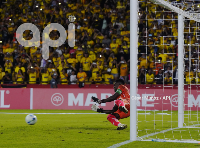 FBL-LIBERTADORES-BARCELONA-NACIONAL