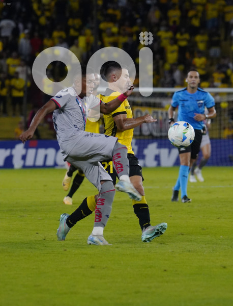 FBL-LIBERTADORES-BARCELONA-NACIONAL