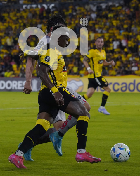 FBL-LIBERTADORES-BARCELONA-NACIONAL