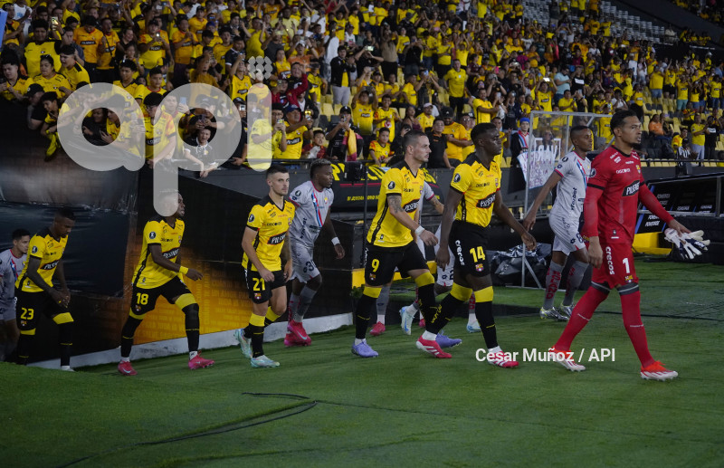 FBL-LIBERTADORES-BARCELONA-NACIONAL