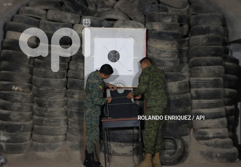DEFENSA PRUEBAS CHALECOS ANTIBALAS