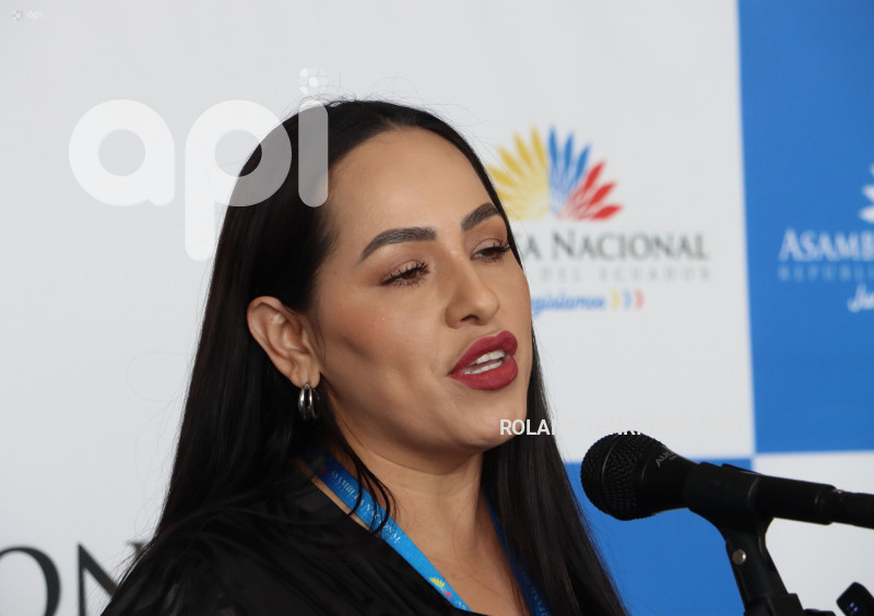 DENUNCIA ADRINA GARCÍA