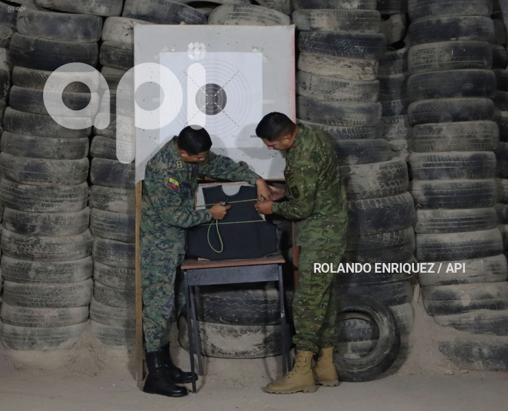 DEFENSA PRUEBAS CHALECOS ANTIBALAS