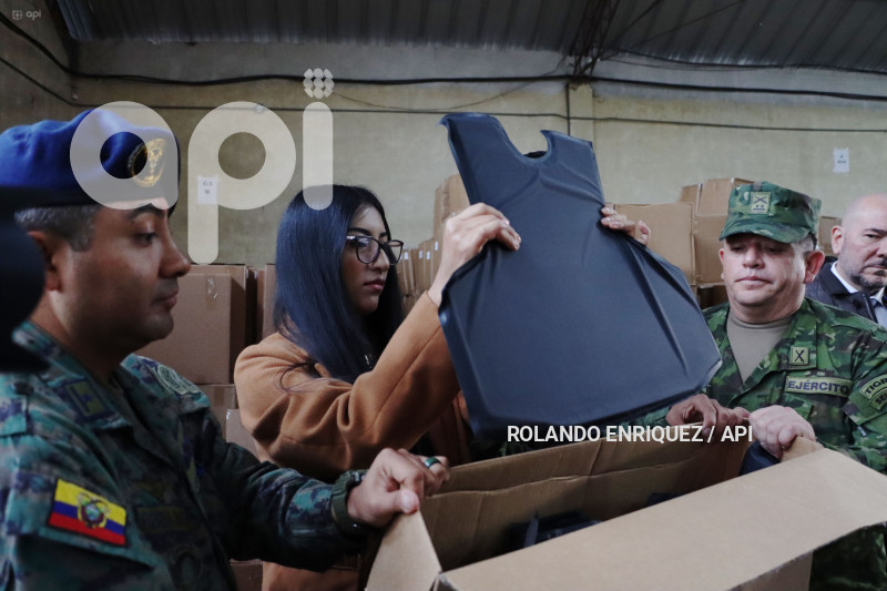 DEFENSA PRUEBAS CHALECOS ANTIBALAS