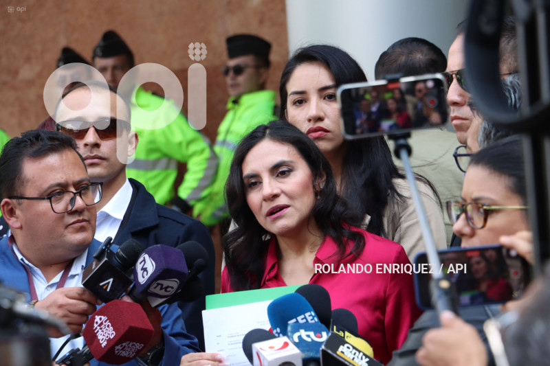 VERONICA ABAD  DOCUMENTO ASAMBLEA