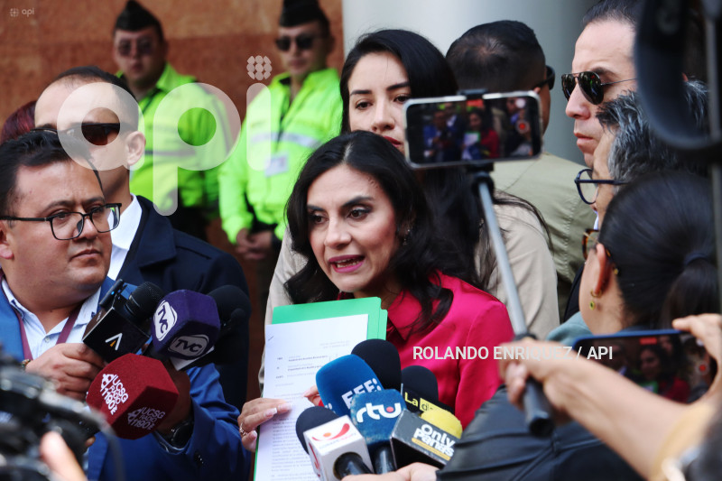 VERONICA ABAD  DOCUMENTO ASAMBLEA