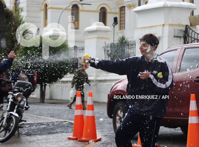 LLUVIA Y FERIADO CARNAVAL
