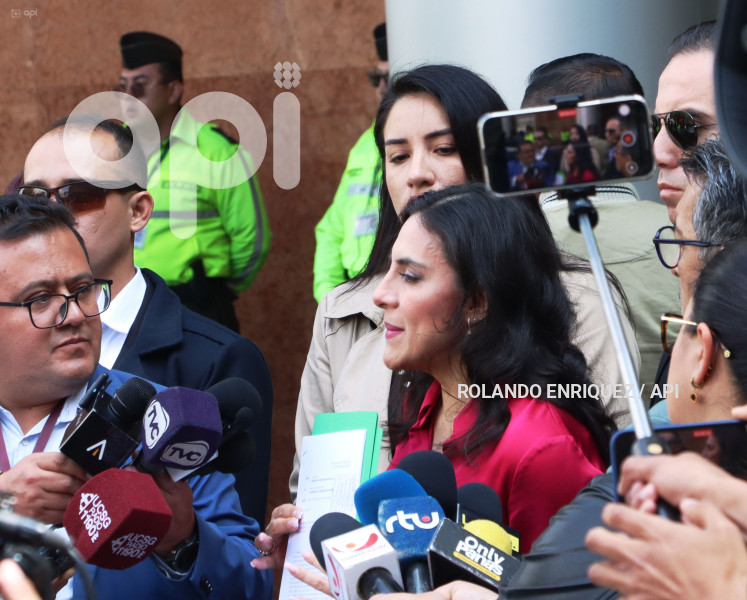 VERONICA ABAD  DOCUMENTO ASAMBLEA