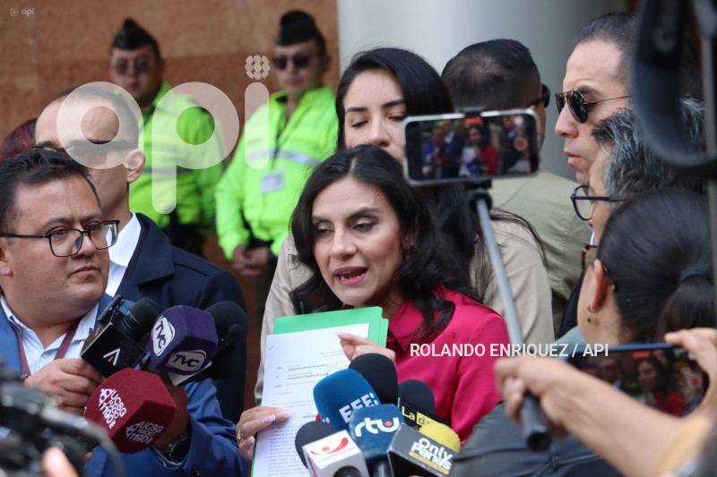 VERONICA ABAD  DOCUMENTO ASAMBLEA