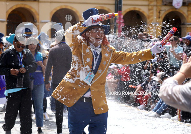 CUENCA-DESFILE CARNAVAL-CUATRO RIOS