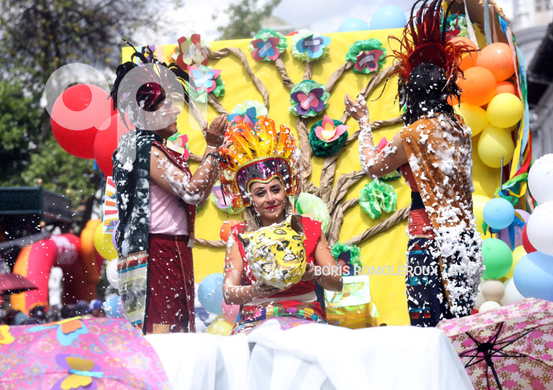 CUENCA-DESFILE CARNAVAL-CUATRO RIOS