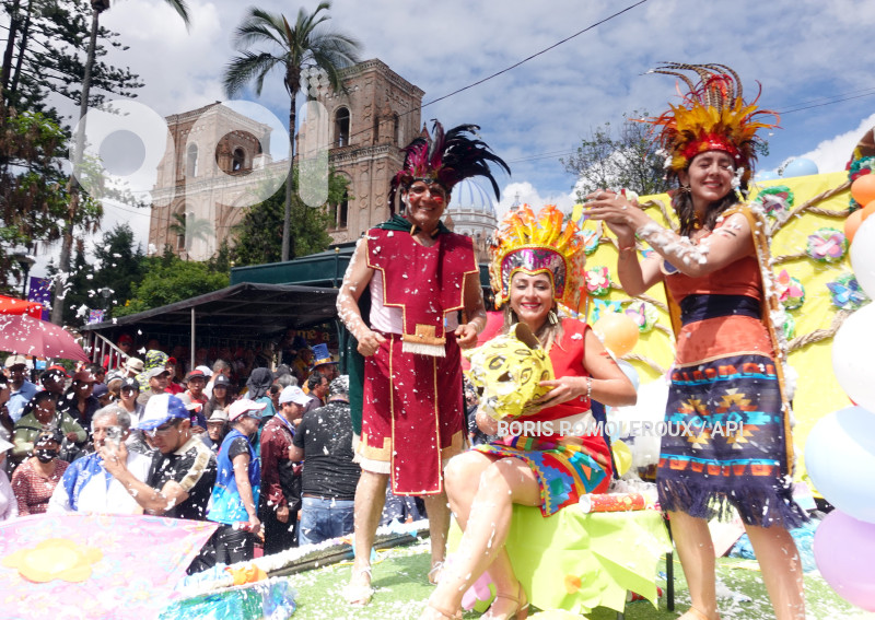 CUENCA-DESFILE CARNAVAL-CUATRO RIOS