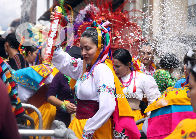 CUENCA-DESFILE CARNAVAL-CUATRO RIOS