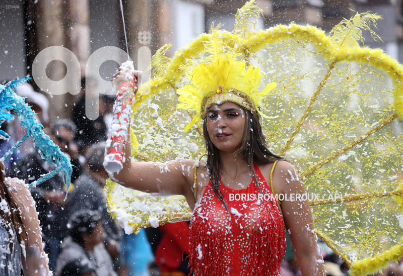 CUENCA-DESFILE CARNAVAL-CUATRO RIOS