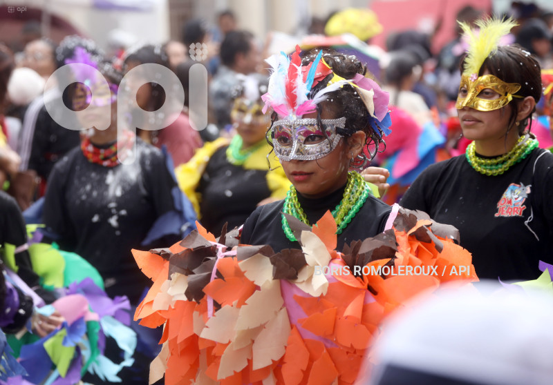 CUENCA-DESFILE CARNAVAL-CUATRO RIOS