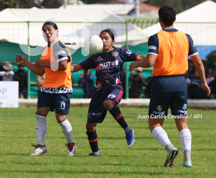 OTAVALO-PAWKAR RAYMI-PEGUCHE-CARNAVAL-MUNDIALITO INDIGENA