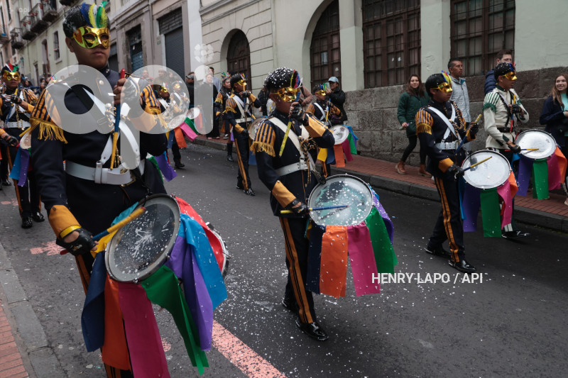 DESFILE CARNAVAL