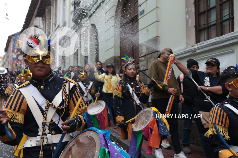 DESFILE CARNAVAL