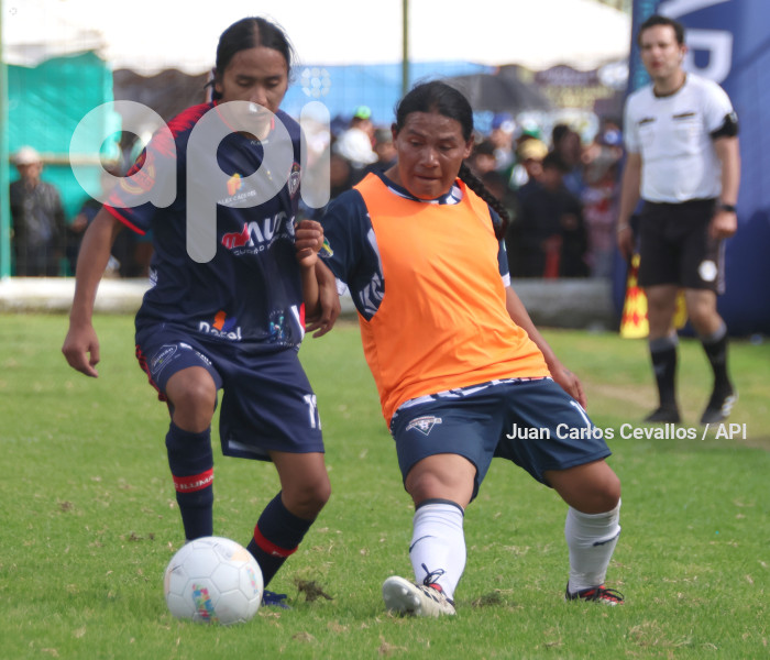 OTAVALO-PAWKAR RAYMI-PEGUCHE-CARNAVAL-MUNDIALITO INDIGENA