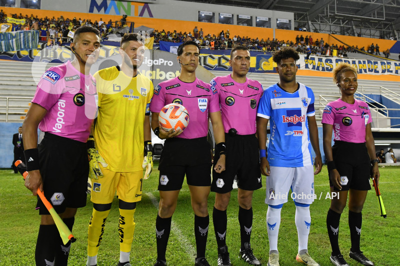 FBL-LIGAPRO-MANTA-DELFIN