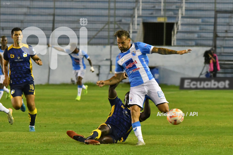 FBL-LIGAPRO-MANTA-DELFIN
