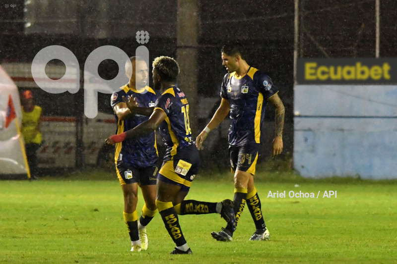FBL-LIGAPRO-MANTA-DELFIN