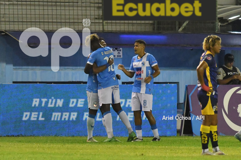 FBL-LIGAPRO-MANTA-DELFIN