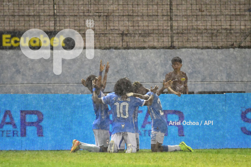 FBL-LIGAPRO-MANTA-DELFIN