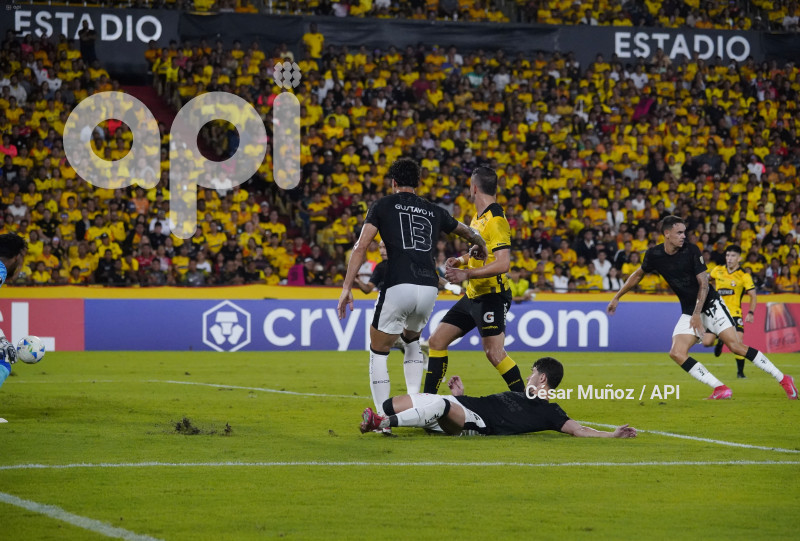 FBL-LIBERTADORES-BARCELONA-CORINTHIANS