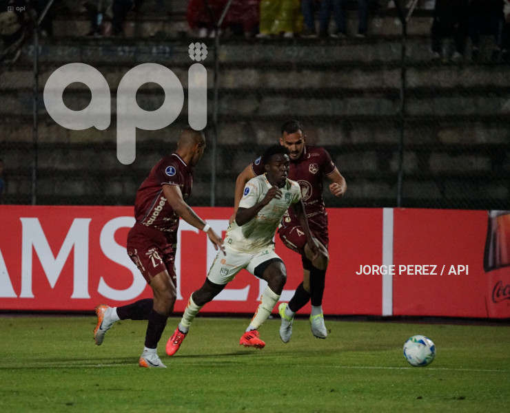 FBL CONMEBOL SUDAMERICANA MUSHUC RUNA VS ORENSE