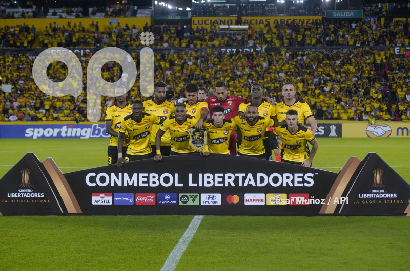FBL-LIBERTADORES-BARCELONA-CORINTHIANS