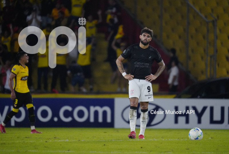 FBL-LIBERTADORES-BARCELONA-CORINTHIANS